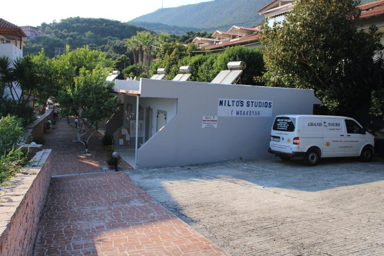 Milto'S Studios ปาร์กา ภายนอก รูปภาพ